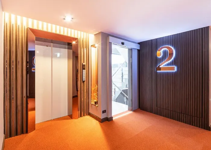 The One Smart Living Hotell 4*