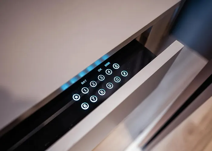 Hotell The One Smart Living