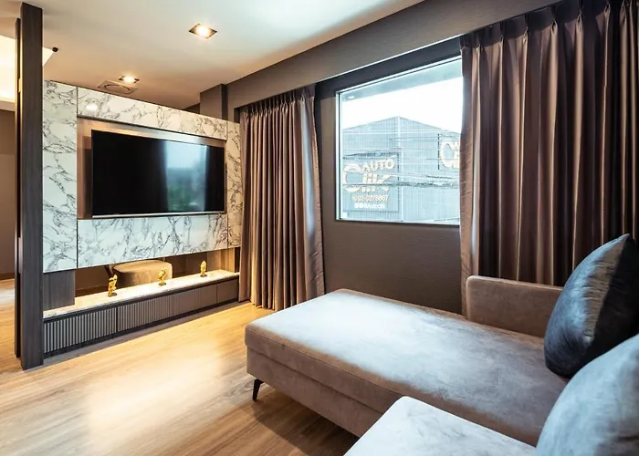 The One Smart Living 4*