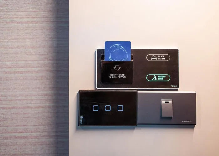 Hotell The One Smart Living