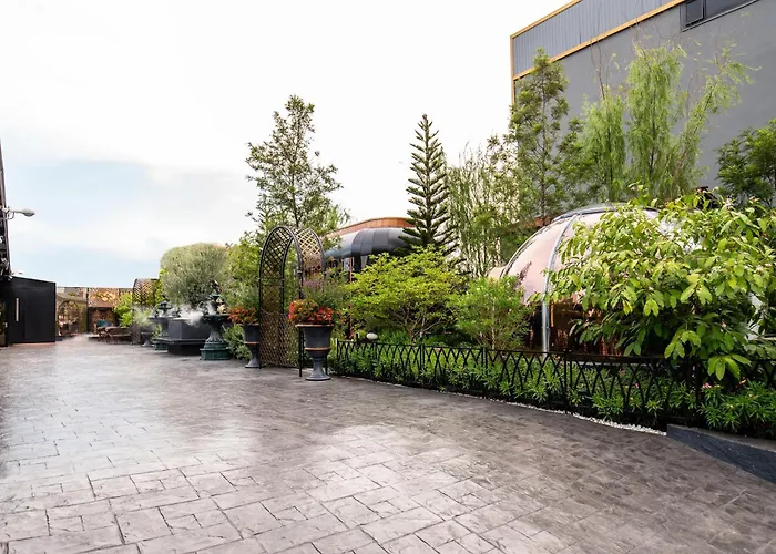 Hotell The One Smart Living Bangkok