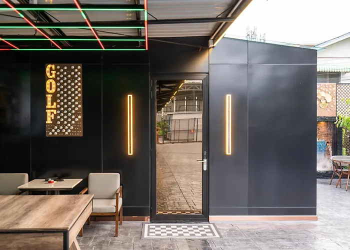 The One Smart Living 4*